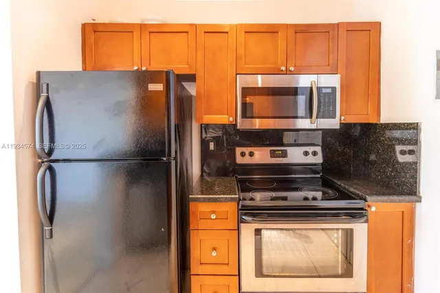 $2,100 | 86 Northeast 50th Terrace, Unit 7, Miami, FL 33137