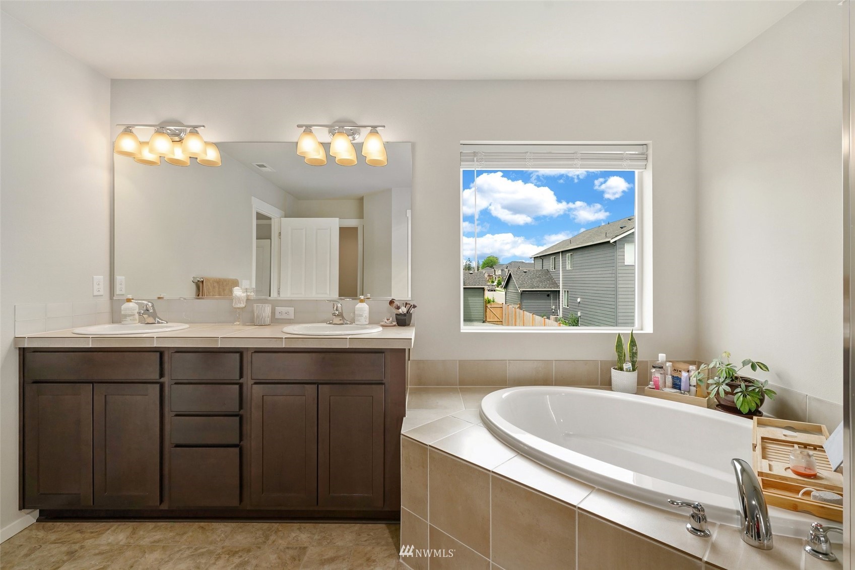 6715 Jensen Road Stanwood, WA 98292 - Photo 28 of 40 Gallery Image 28