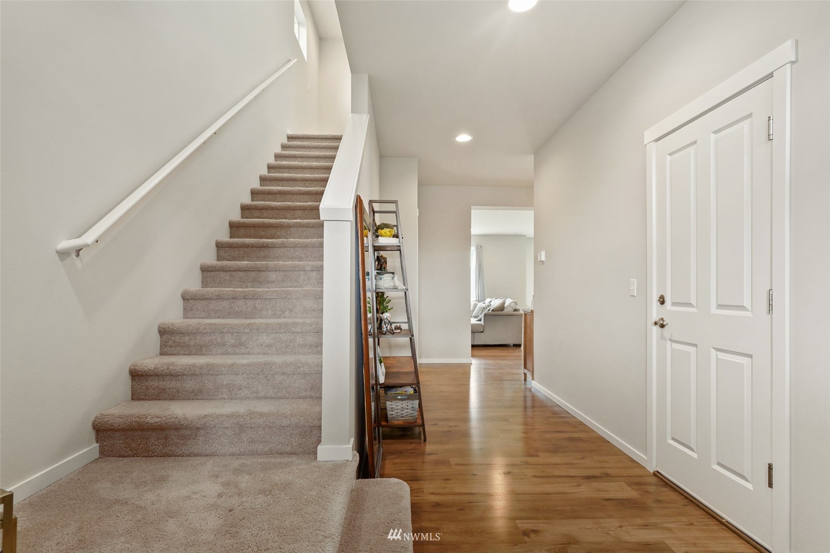 6715 Jensen Road Stanwood, WA 98292 - Photo 4 of 40 Gallery Image 4