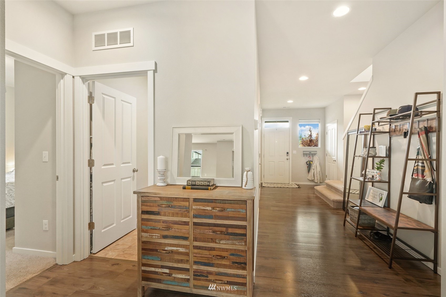 6715 Jensen Road Stanwood, WA 98292 - Photo 5 of 40 Gallery Image 5