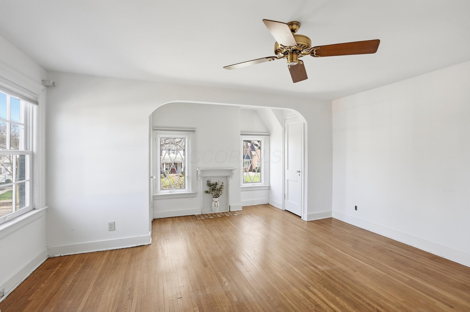1627 Doone Road Upper Arlington, OH 43221 - Photo 30 of 37 Hardwood floors with 2 closets and a decorative nook overlooking the front yard.