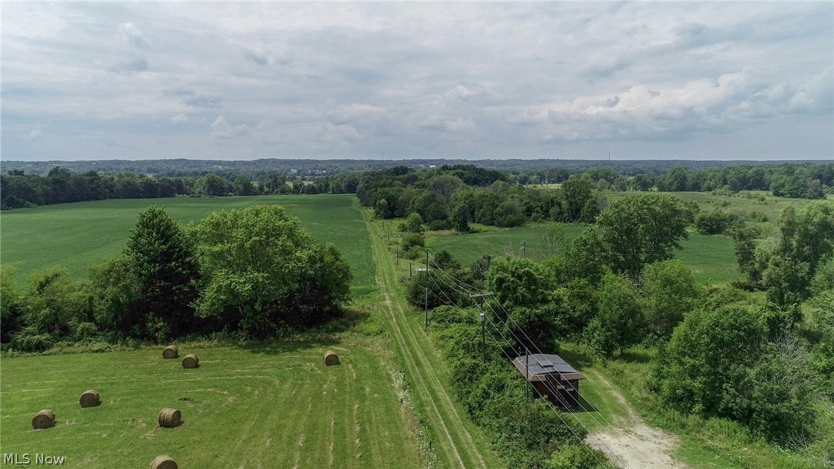 7110 Lake Road Medina, OH 44215 - Photo 3 of 22