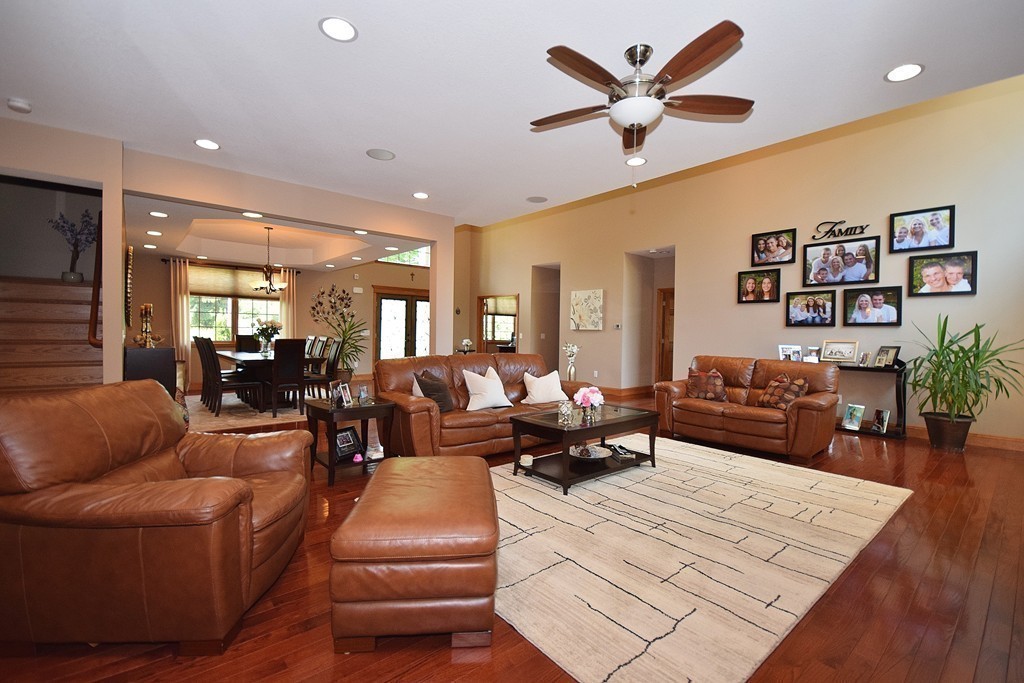 1256 Amostown Road West Springfield, MA 01089 - Photo 11 of 30