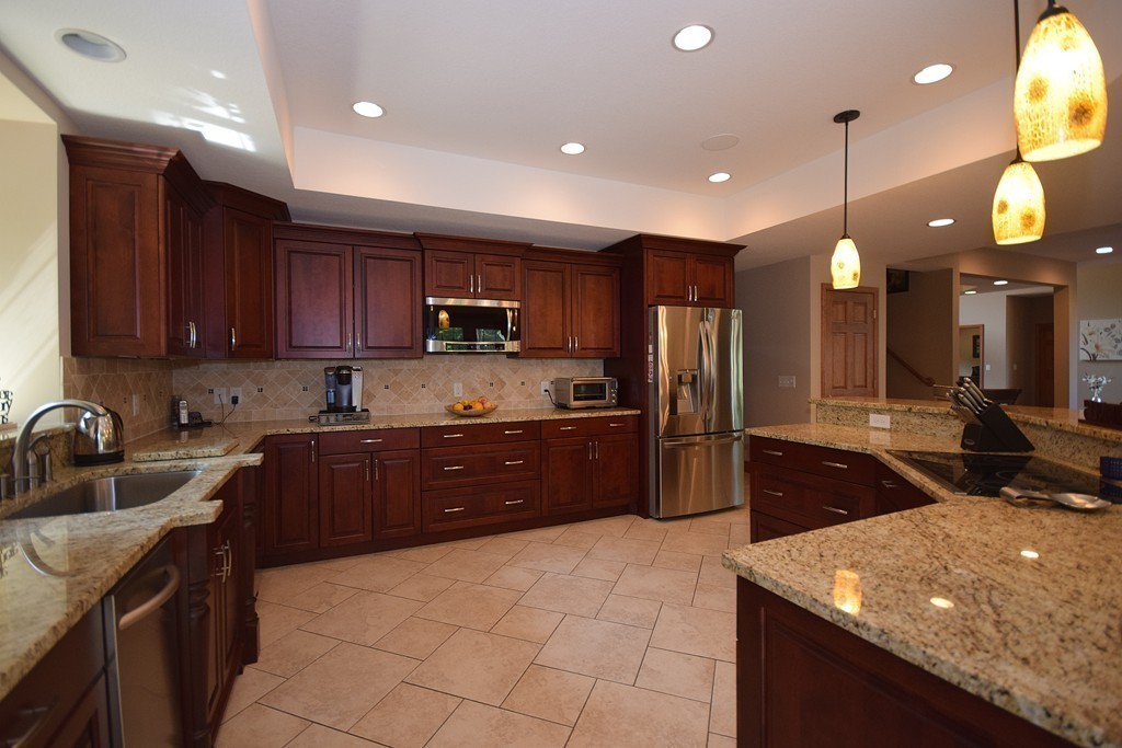 1256 Amostown Road West Springfield, MA 01089 - Photo 4 of 30