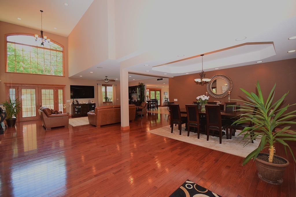 1256 Amostown Road West Springfield, MA 01089 - Photo 9 of 30