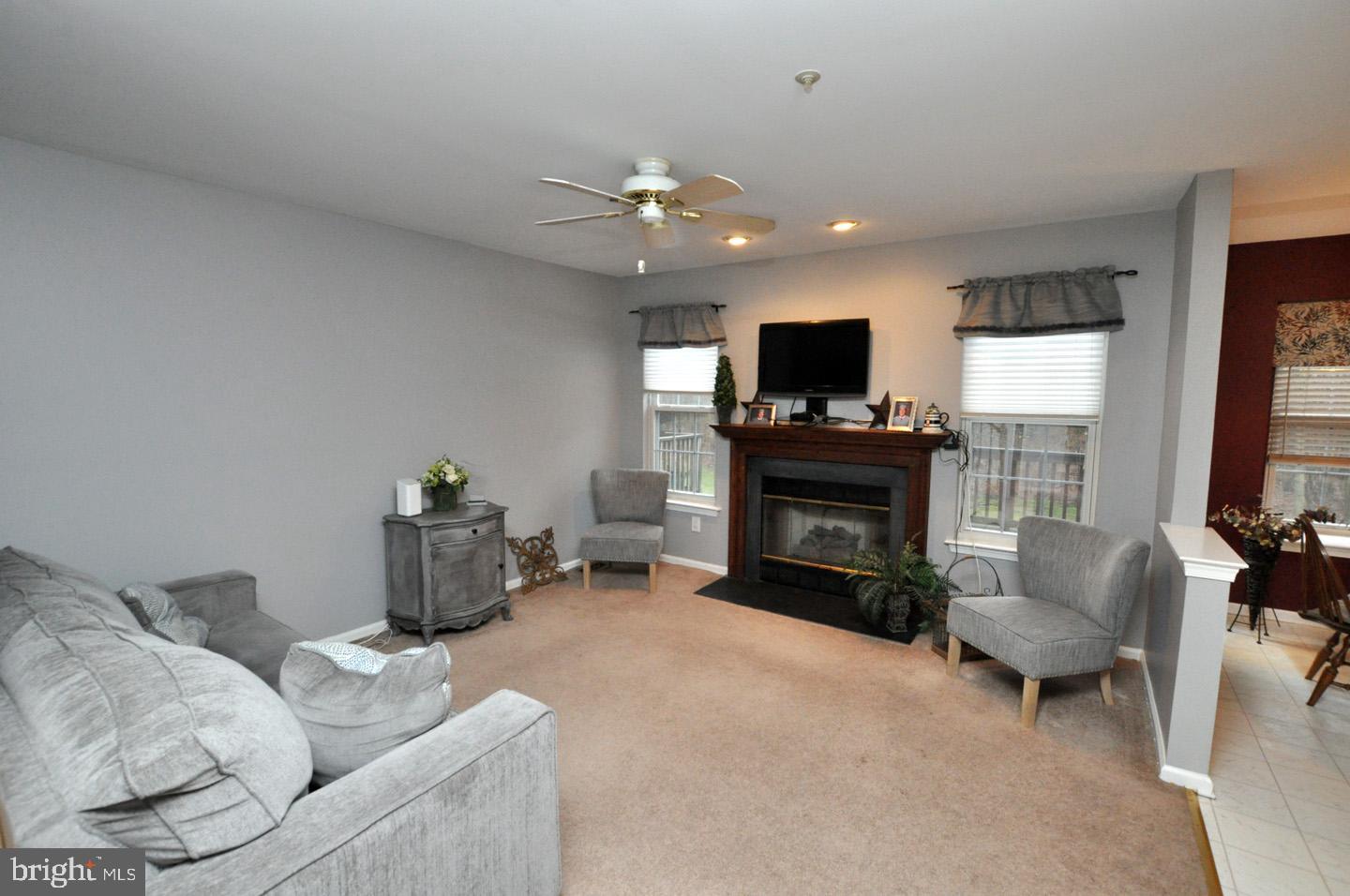 154 Buckingham Way Mount Laurel, NJ 08054 - Photo 7 of 29 Family Room view