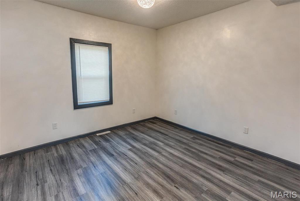 1656 3rd Street Madison, IL 62060 - Photo 11 of 24