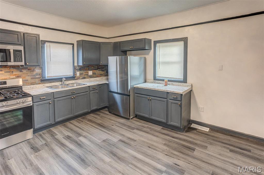 1656 3rd Street Madison, IL 62060 - Photo 14 of 24