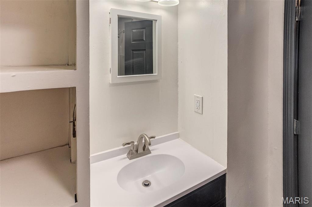 1656 3rd Street Madison, IL 62060 - Photo 21 of 24