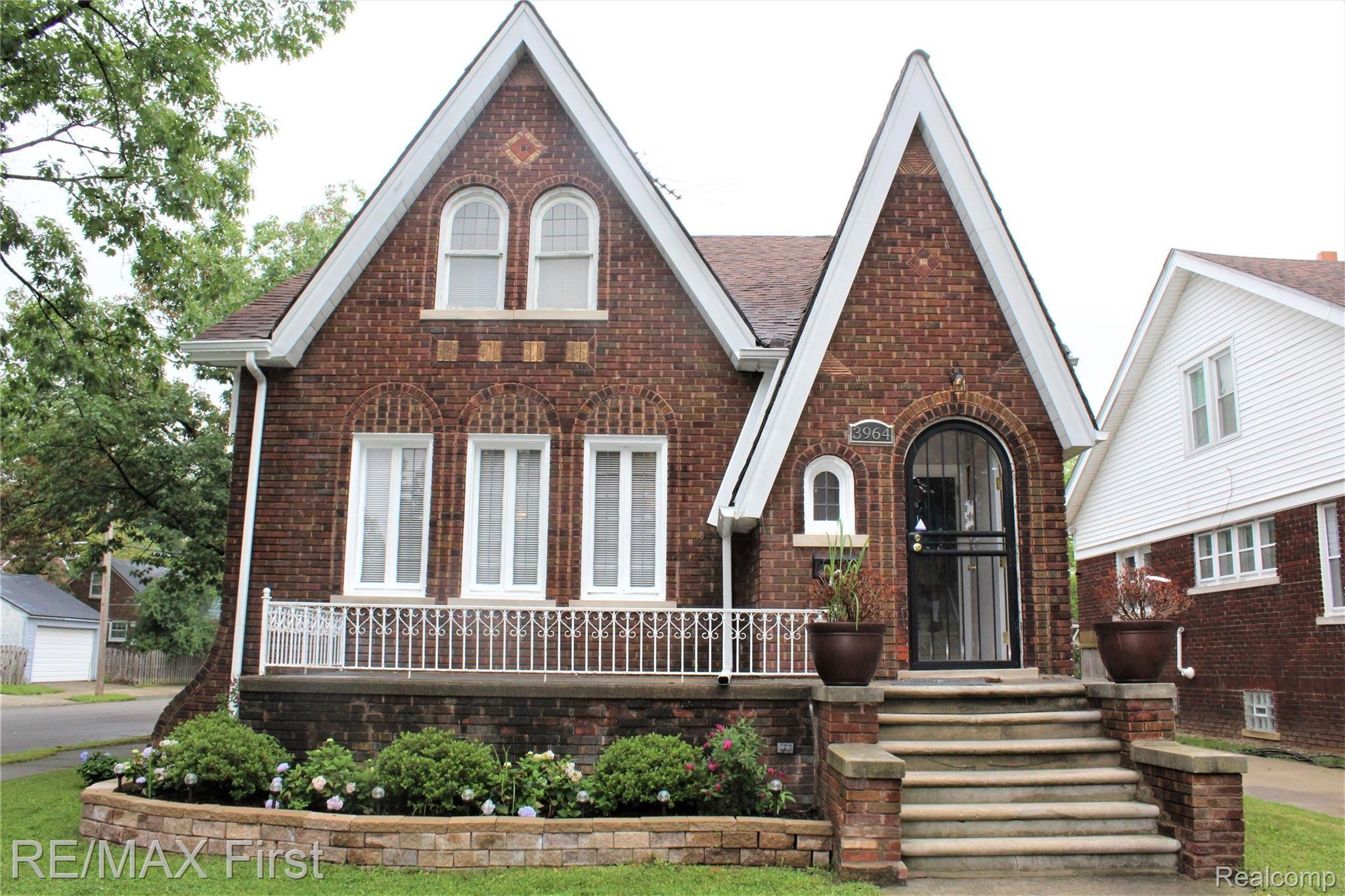 3964 Yorkshire Road Detroit, MI 48224 - Photo 1 of 15 IMG_0811.JPG