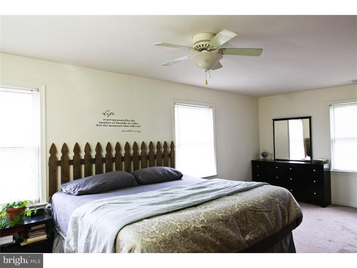 1653 Roundhouse Road Quakertown, PA 18951 - Photo 8 of 15 Gallery Image 8