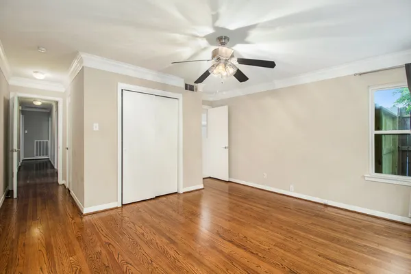 $2,700 | 8418 Lorrie Drive, Houston, TX 77025