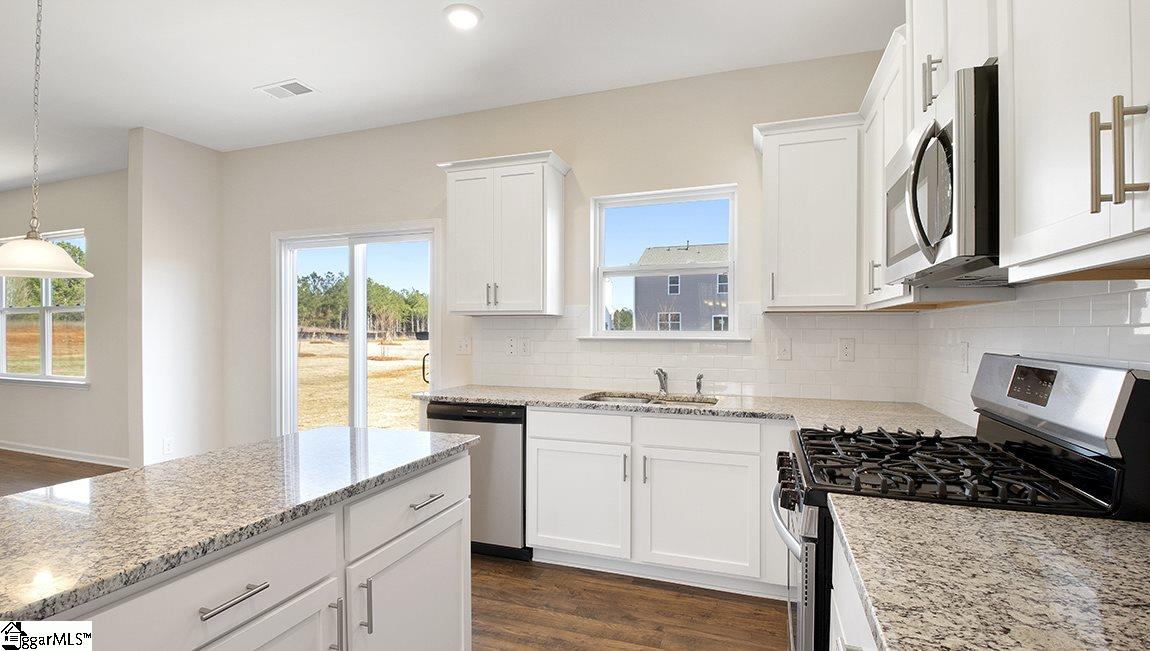 414 Splendid Place Simpsonville, SC 29680 - Photo 7 of 31