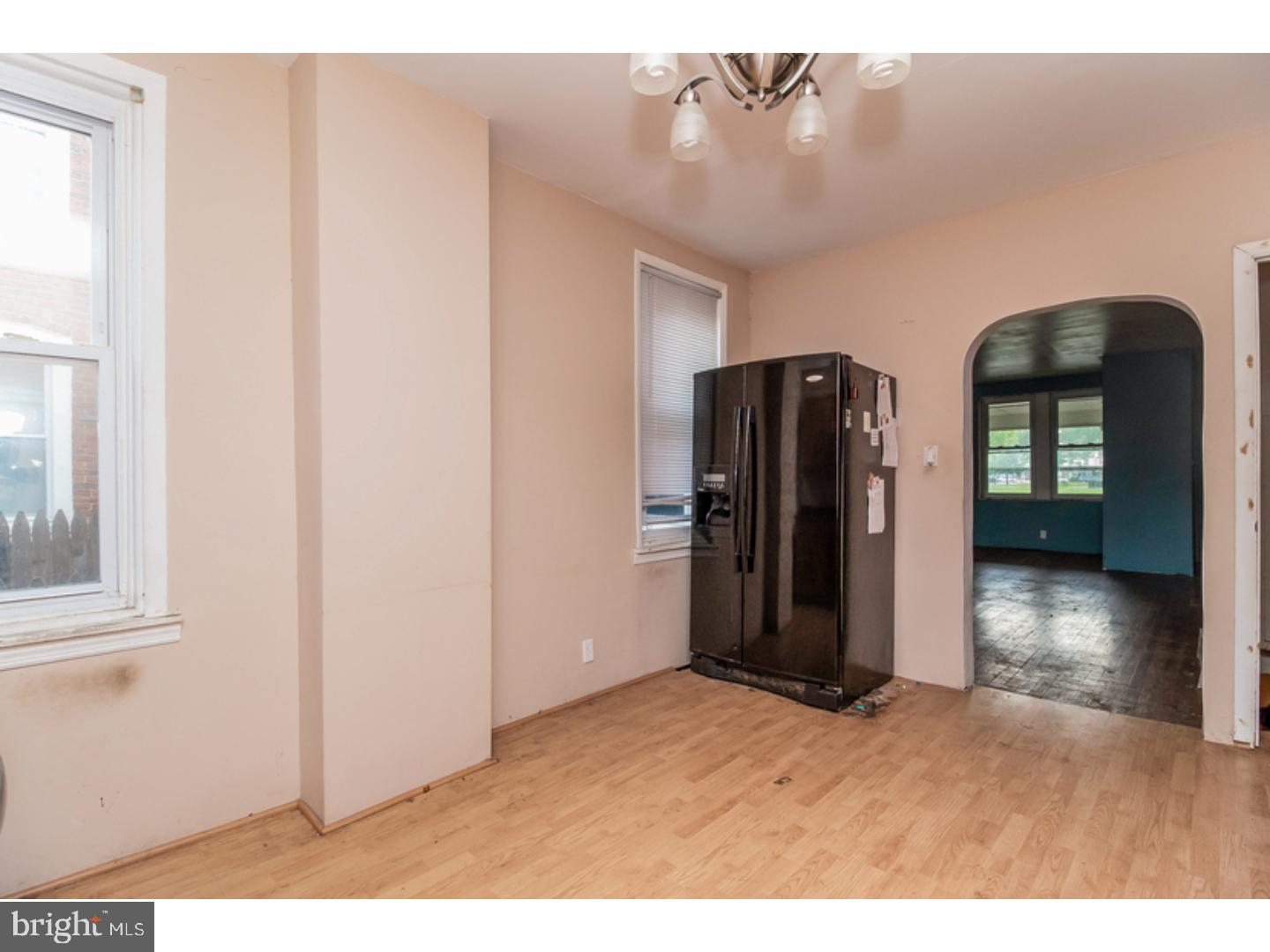 327 Middleton Street Riverside, NJ 08075 - Photo 8 of 14