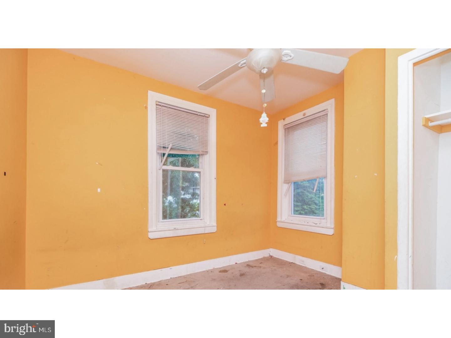 327 Middleton Street Riverside, NJ 08075 - Photo 9 of 14