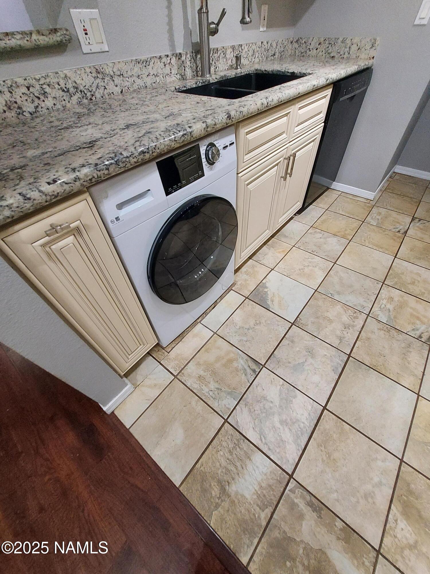 1385 West University Avenue, Unit 11181 Flagstaff, AZ 86001 - Photo 5 of 8