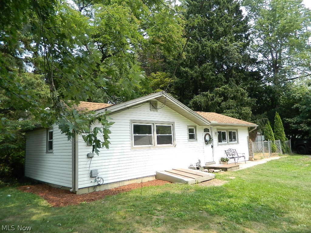 1521 Hubbard Road Madison, OH 44057 - Photo 1 of 35