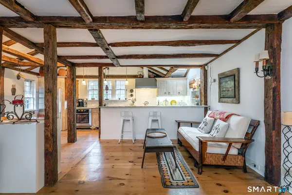 $1,595,000 | 197 Skyline Ridge Road, Bridgewater, CT 06752
