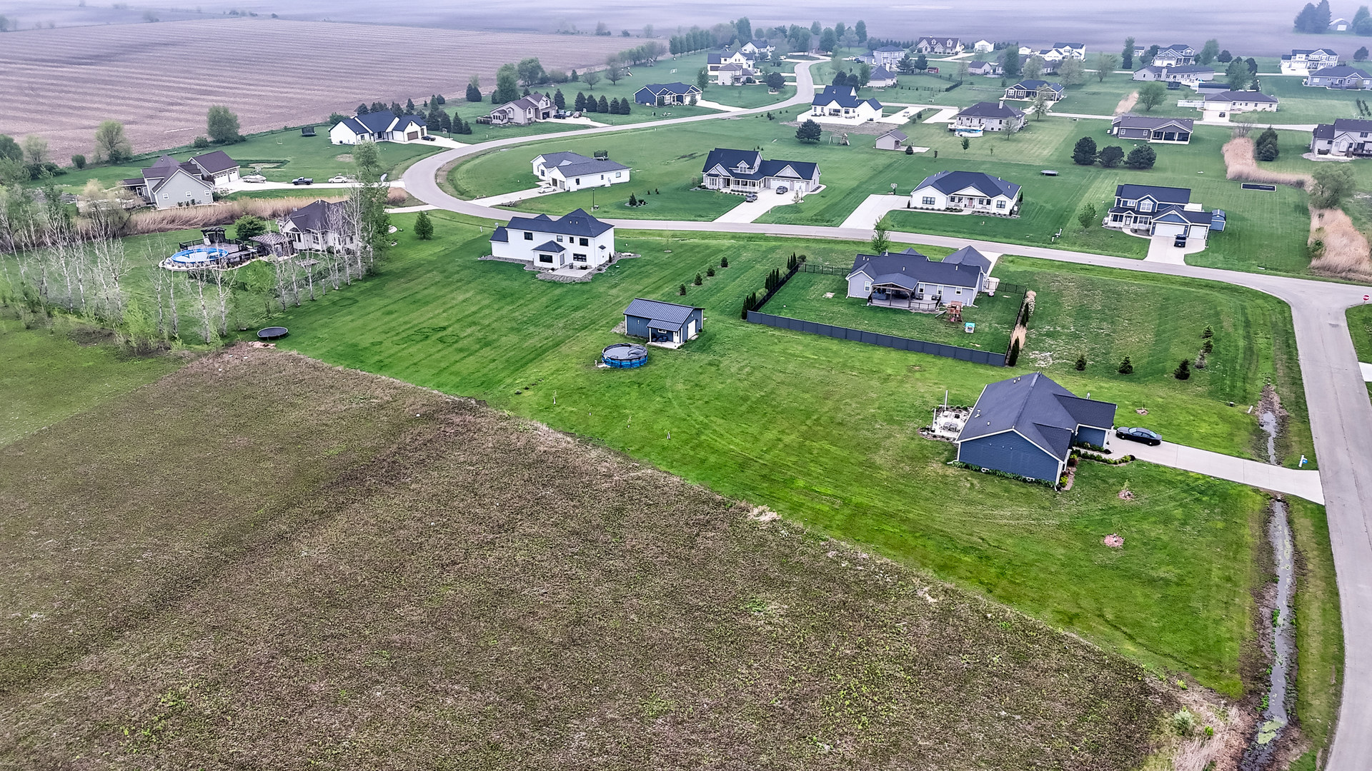 3012 East 1489th Road Ottawa, IL 61350 - Photo 11 of 12 a view of a city