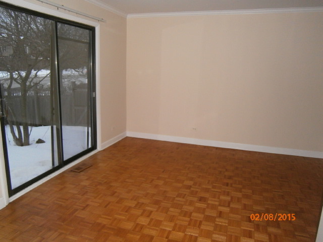1509 South County Farm Road, Unit 14 Wheaton, IL 60189 - Photo 4 of 12