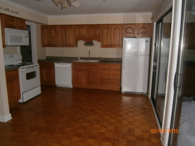 1509 South County Farm Road, Unit 14 Wheaton, IL 60189 - Photo 5 of 12
