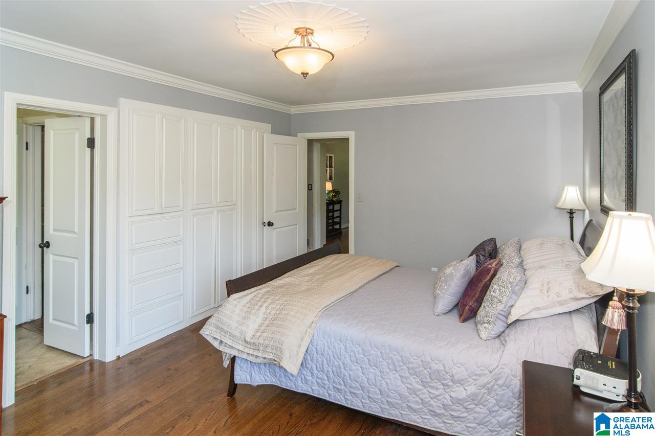100 Windhaven Road Birmingham, AL 35209 - Photo 16 of 34