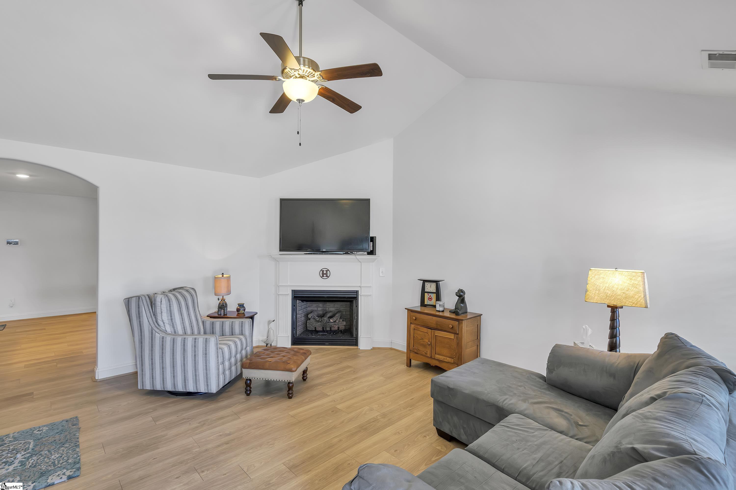 3 Forest Ridge Way Greenville, SC 29617 - Photo 2 of 22