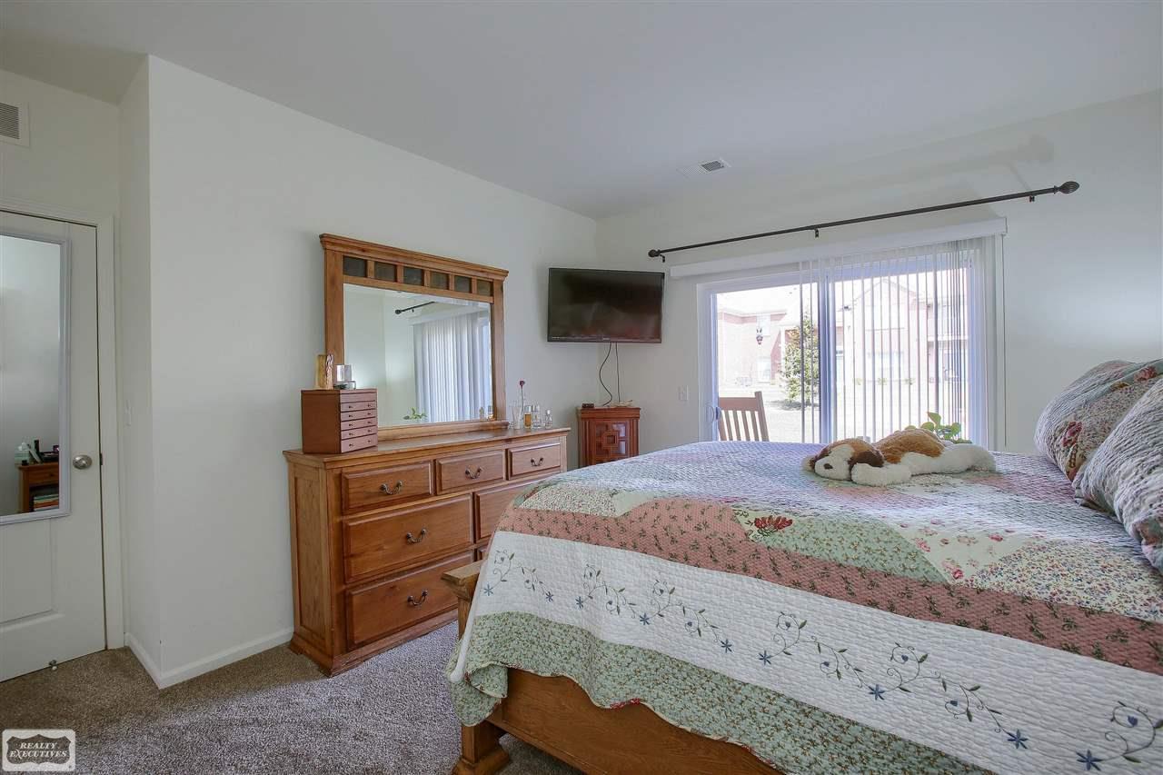 28231 South Pointe Lane Chesterfield, MI 48051 - Photo 13 of 20