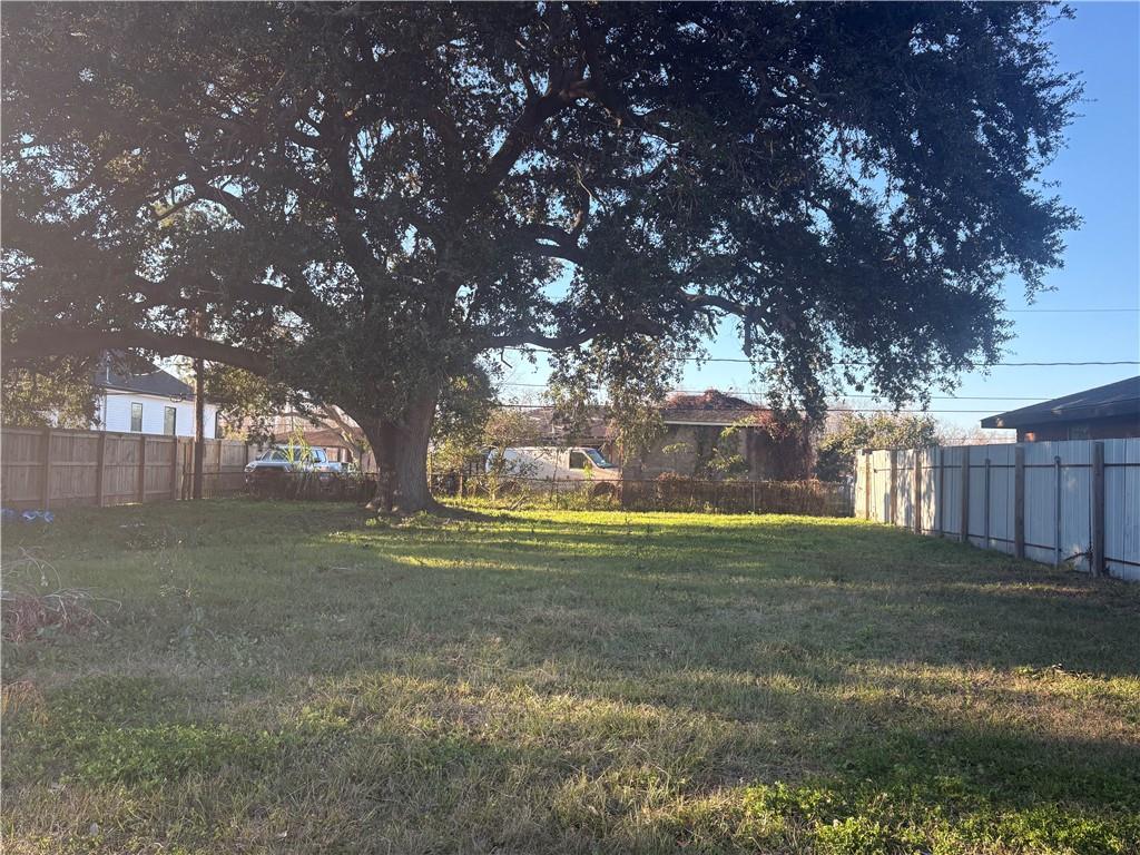 2500 Kenneth Drive Violet, LA 70092 - Photo 2 of 2