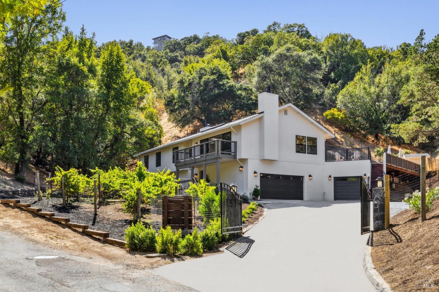 31 Indian Road San Rafael, CA 94903 - Photo 1 of 2