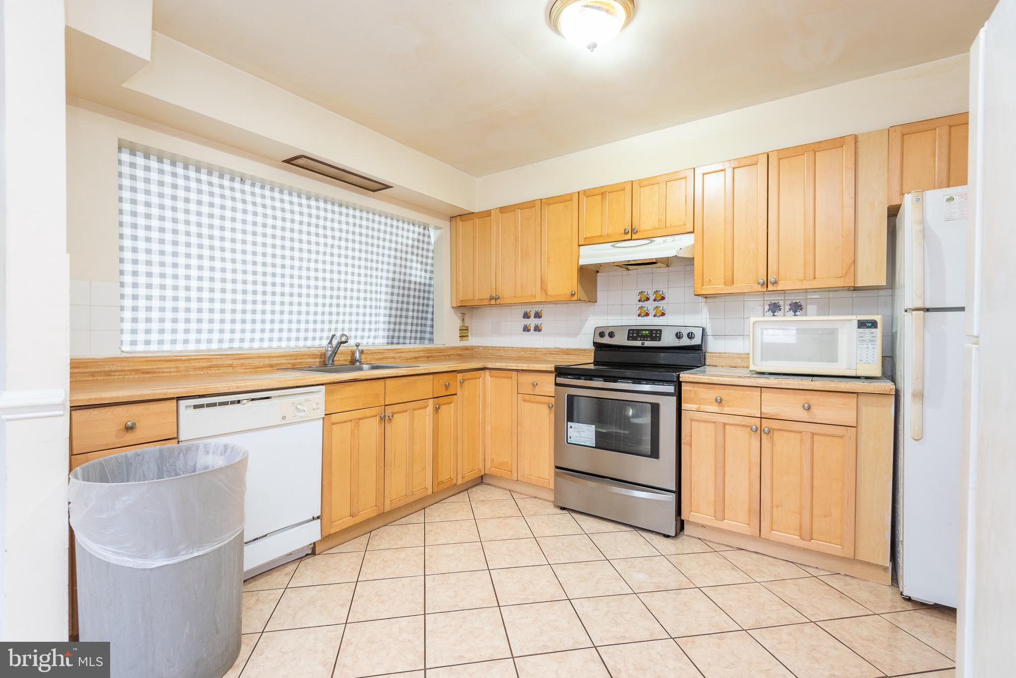 501 South Lee Road Sterling, VA 20164 - Photo 24 of 48 Gallery Image 24