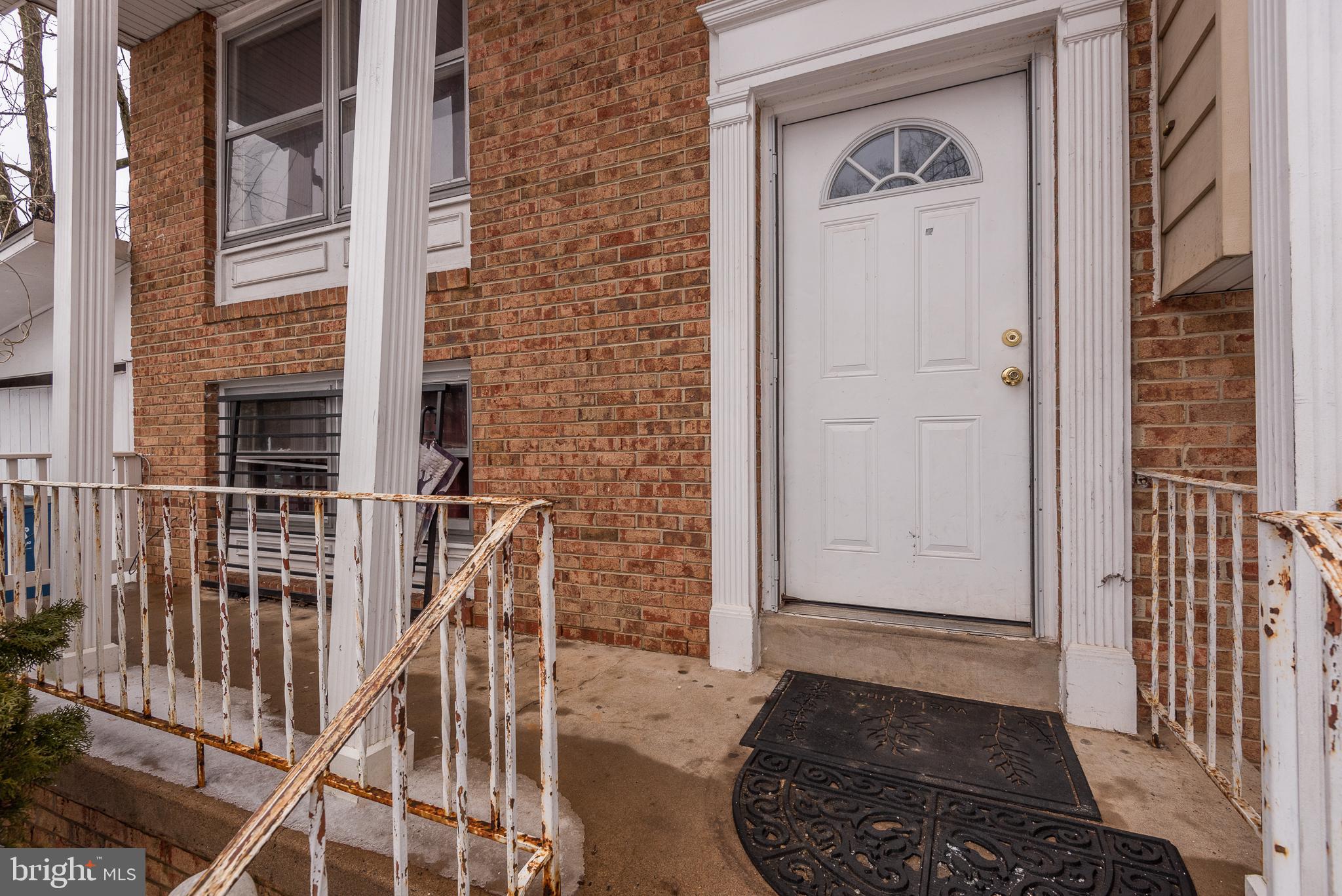 501 South Lee Road Sterling, VA 20164 - Photo 5 of 48 Gallery Image 5