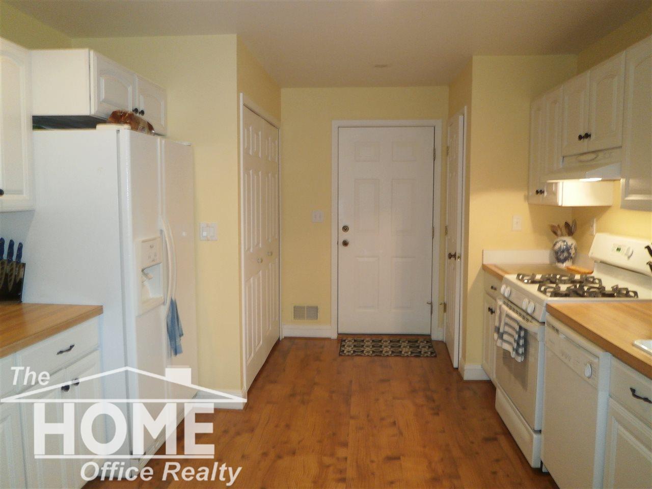 14950 South State Road Perry, MI 48872 - Photo 5 of 12