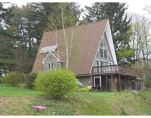 64 Green Road North Brookfield, MA 01535 - Photo 1 of 16 Gallery Image 1