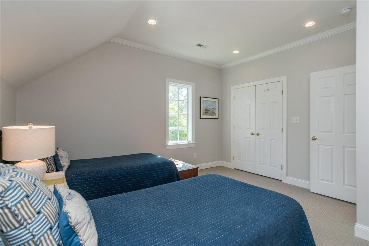 2210 Beechridge Road Raleigh, NC 27608 - Photo 25 of 29 Photo 25