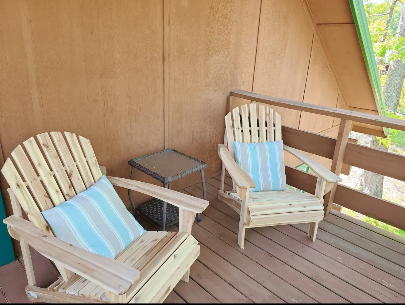 80 Tater Bug Lane Clifton, TN 38425 - Photo 17 of 25 a view of entryway with wooden floor