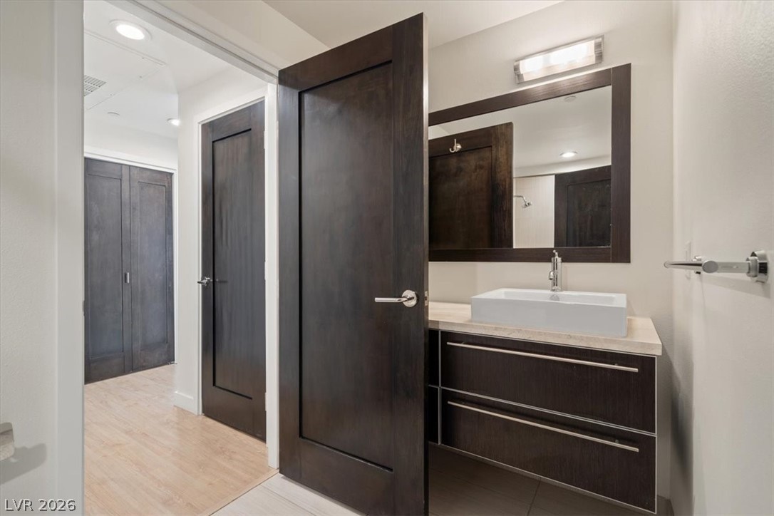 8925 West Flamingo Road, Unit 102 Las Vegas, NV 89147 - Photo 15 of 24