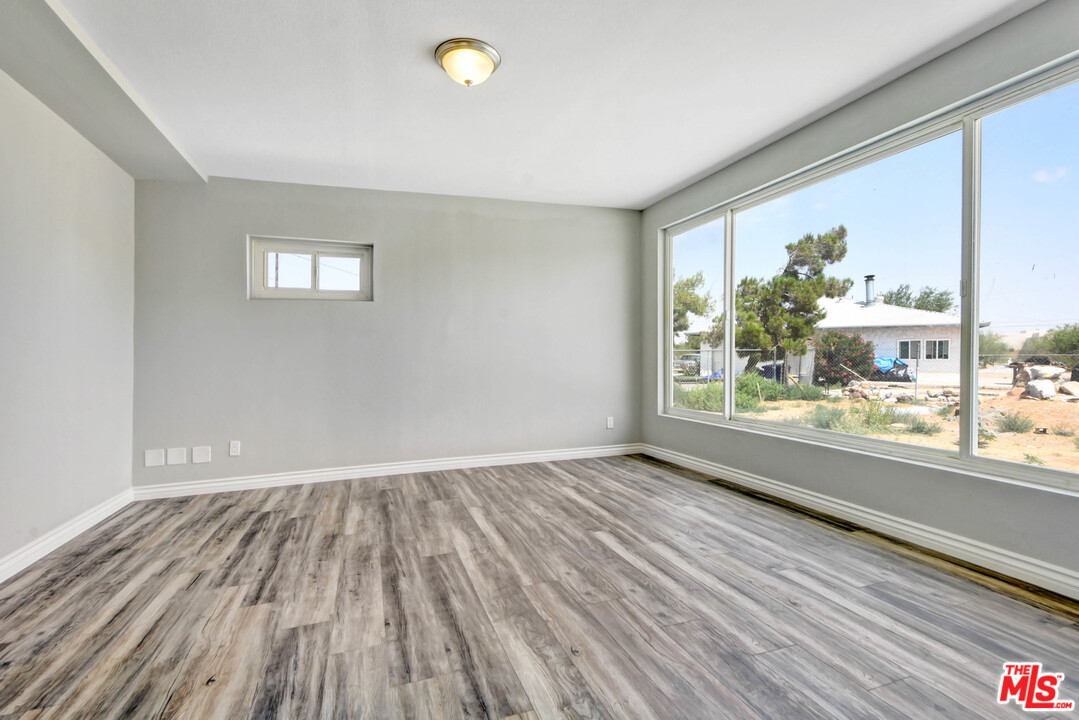 12845 Pawnee Road Apple Valley, CA 92308 - Photo 14 of 17