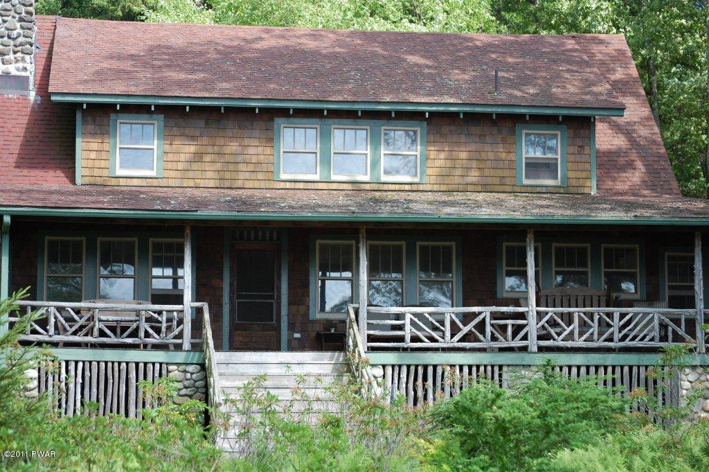925-923 Twin Lakes Road Shohola, PA 18458 - Photo 3 of 24