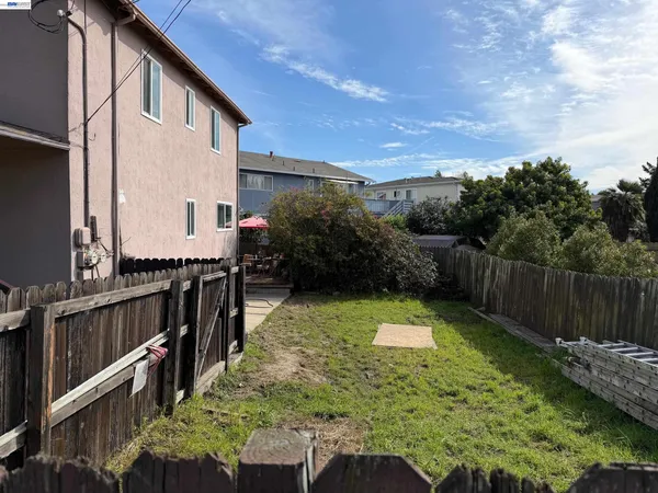 $1,299,000 | 820 Island Drive, Alameda, CA 94502