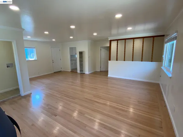$1,299,000 | 820 Island Drive, Alameda, CA 94502