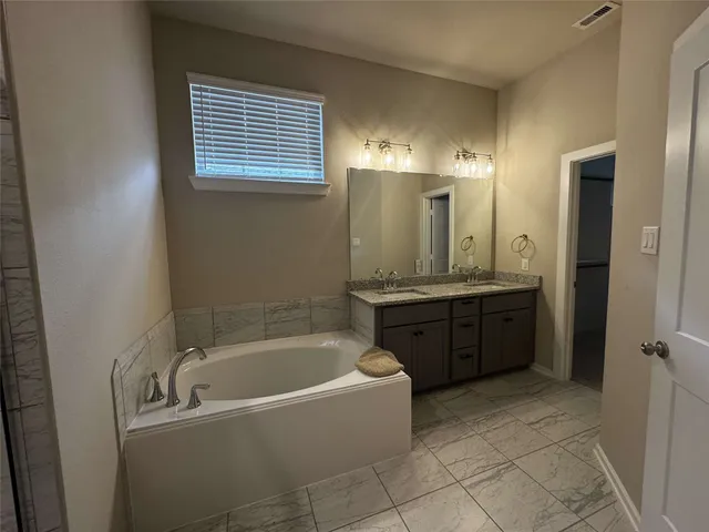 $346,500 | 1542 Rustling Creek Drive, Missouri City, TX 77459