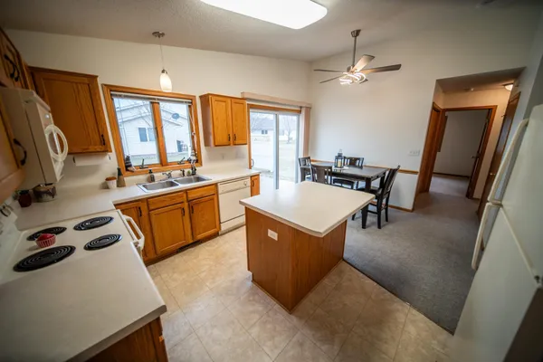 $259,000 | 2104 McQuillan Court Southeast, Rochester, MN 55904