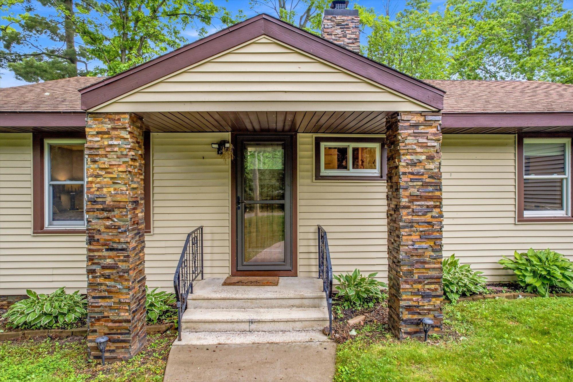 80 Monroe Avenue Rice Lake, WI 54868 - Photo 5 of 35
