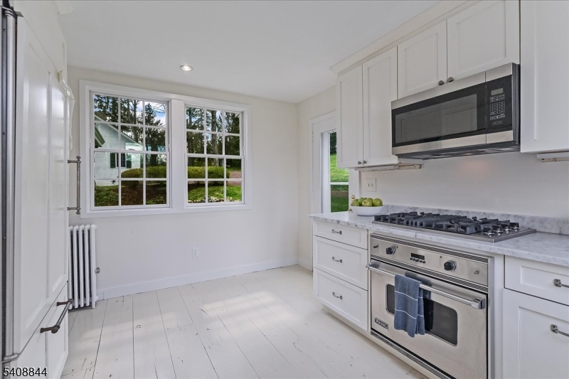 121 Mosle Road Far Hills, NJ 07931 - Photo 11 of 35