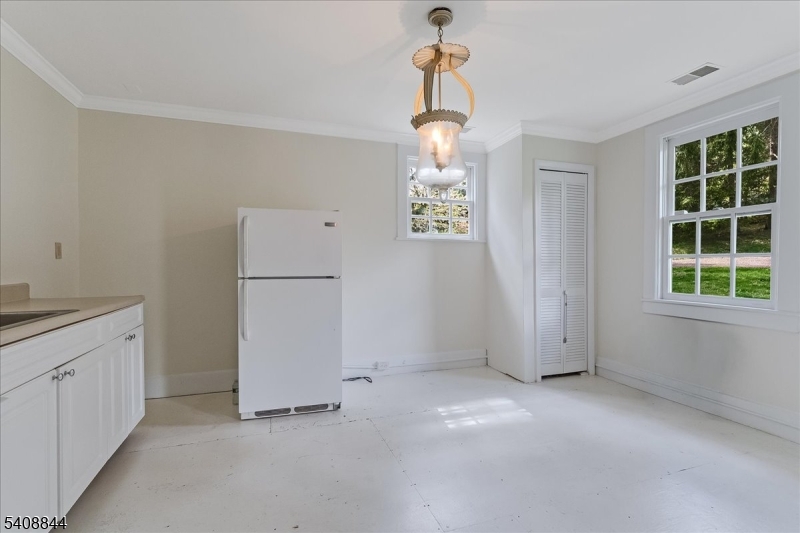 121 Mosle Road Far Hills, NJ 07931 - Photo 22 of 35