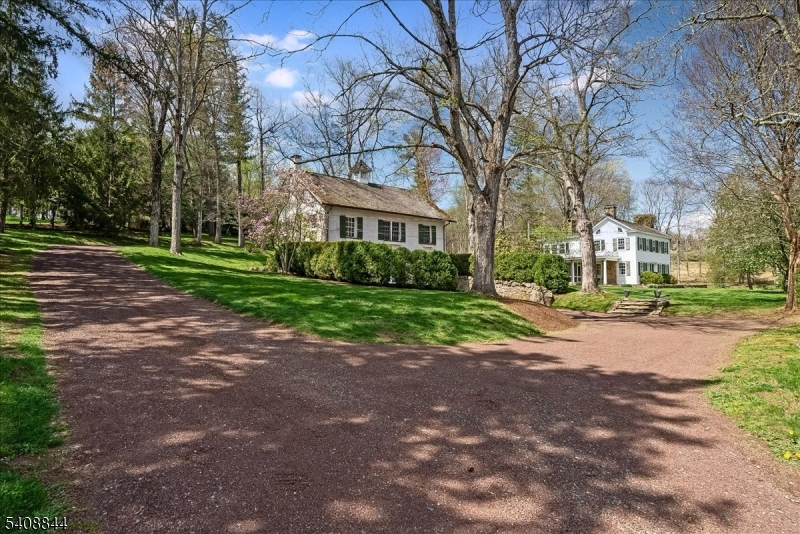 121 Mosle Road Far Hills, NJ 07931 - Photo 25 of 35