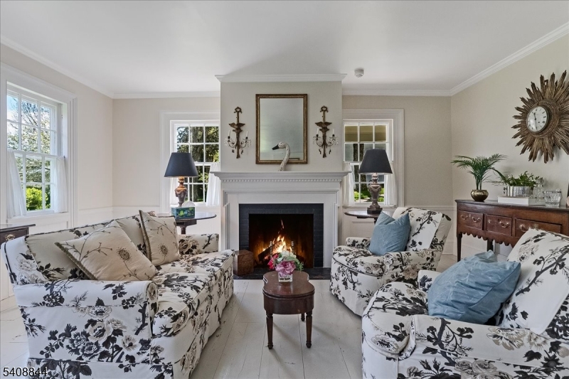 121 Mosle Road Far Hills, NJ 07931 - Photo 3 of 35