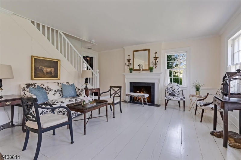 121 Mosle Road Far Hills, NJ 07931 - Photo 5 of 35