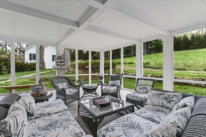121 Mosle Road Far Hills, NJ 07931 - Photo 9 of 35